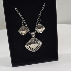 MIVITA Silver Tone Geometric Rhinestone Pendant Necklace and Earrings Box Set